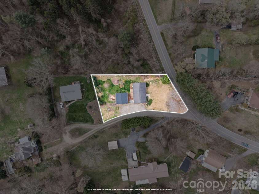 26 Cedar Hill Road, Asheville, NC 28806.  MLS# CAR4357706, YatesRealty ID 15128. 