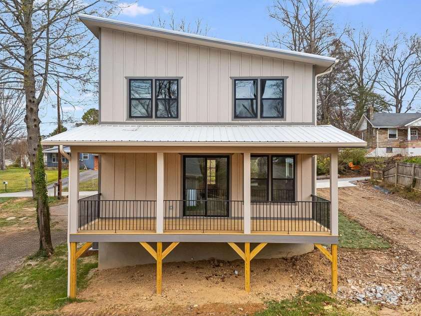65 Bellevue Road, Asheville, NC 28803.  MLS# CAR4203050, YatesRealty ID 15129. Fabulous full length covered back deck.