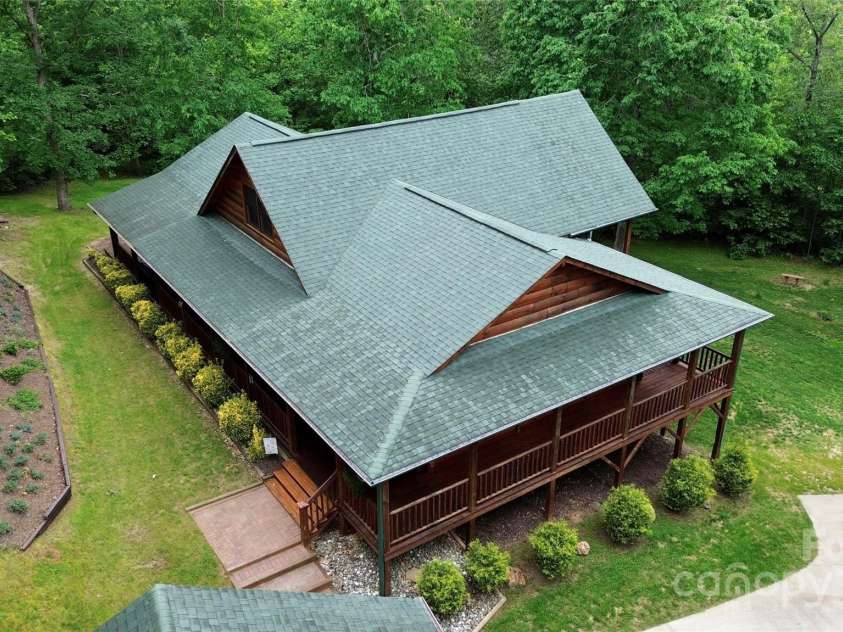 34 Waterfall Drive, Marion, NC 28752.  MLS# CAR4260031, YatesRealty ID 15131. 