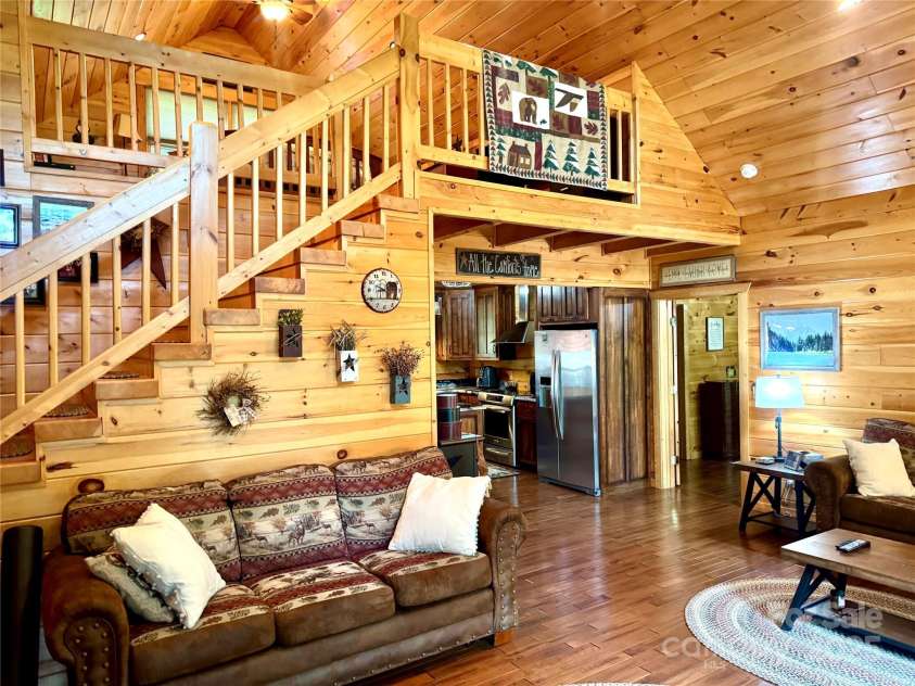 34 Waterfall Drive, Marion, NC 28752.  MLS# CAR4260031, YatesRealty ID 15131. 