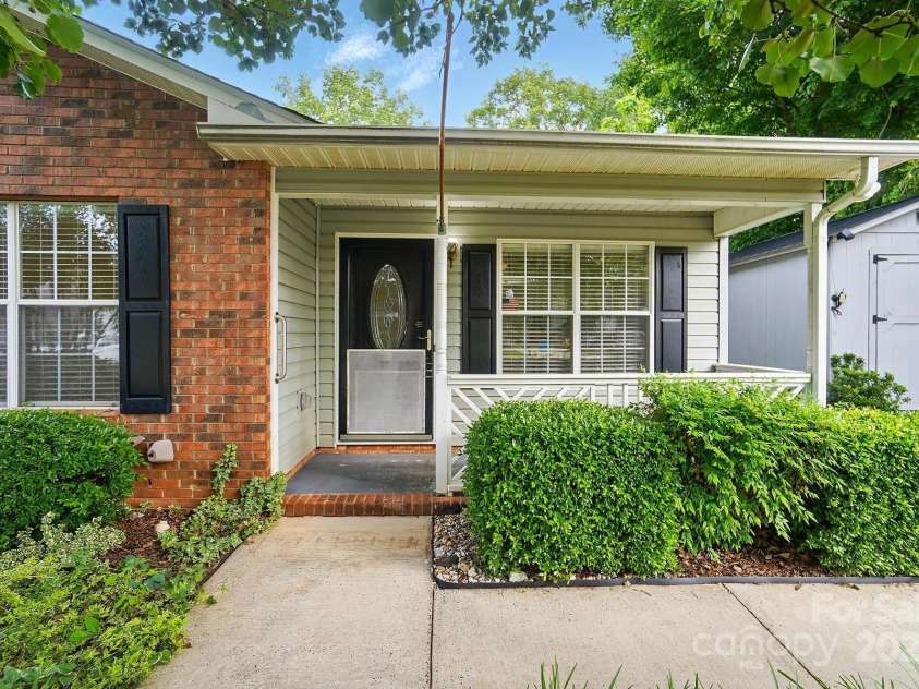 519 Jacobs Ridge, Fort Mill, SC 29715.  MLS# CAR4250605, YatesRealty ID 15132. 