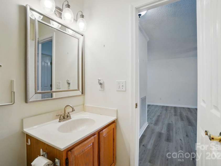 519 Jacobs Ridge, Fort Mill, SC 29715.  MLS# CAR4250605, YatesRealty ID 15132. 
