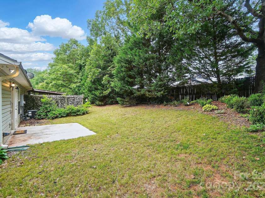519 Jacobs Ridge, Fort Mill, SC 29715.  MLS# CAR4250605, YatesRealty ID 15132. 
