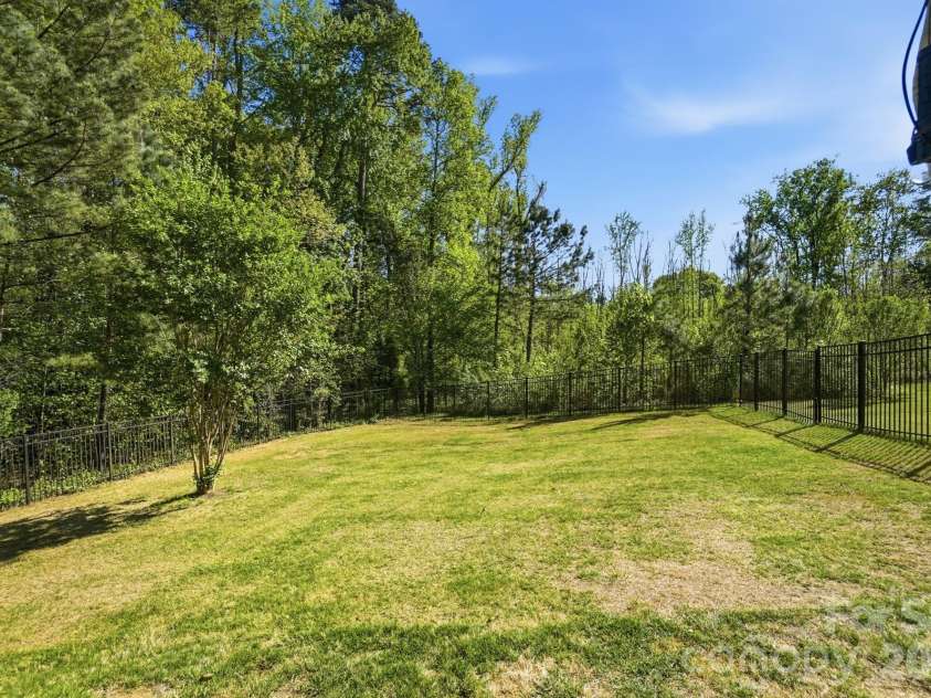 2102 Abundance Lane, Waxhaw, NC 28173.  MLS# CAR4366499, YatesRealty ID 15133. 