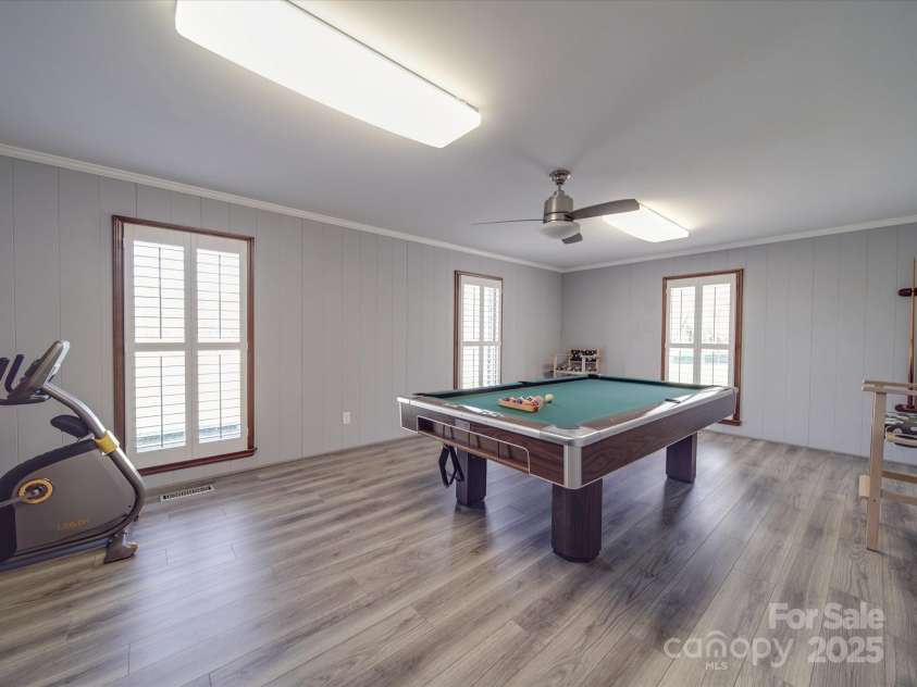 7169 Pleasant Grove Road, Charlotte, NC 28216.  MLS# CAR4214208, YatesRealty ID 15135. Game room