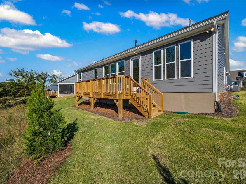 7017 Treetop Court, York, SC 29745.  MLS# CAR4365170, YatesRealty ID 15136. 