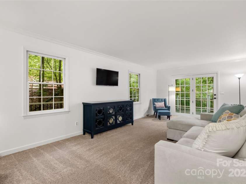 5016 Celeste Court, Charlotte, NC 28270.  MLS# CAR4261177, YatesRealty ID 15137. 