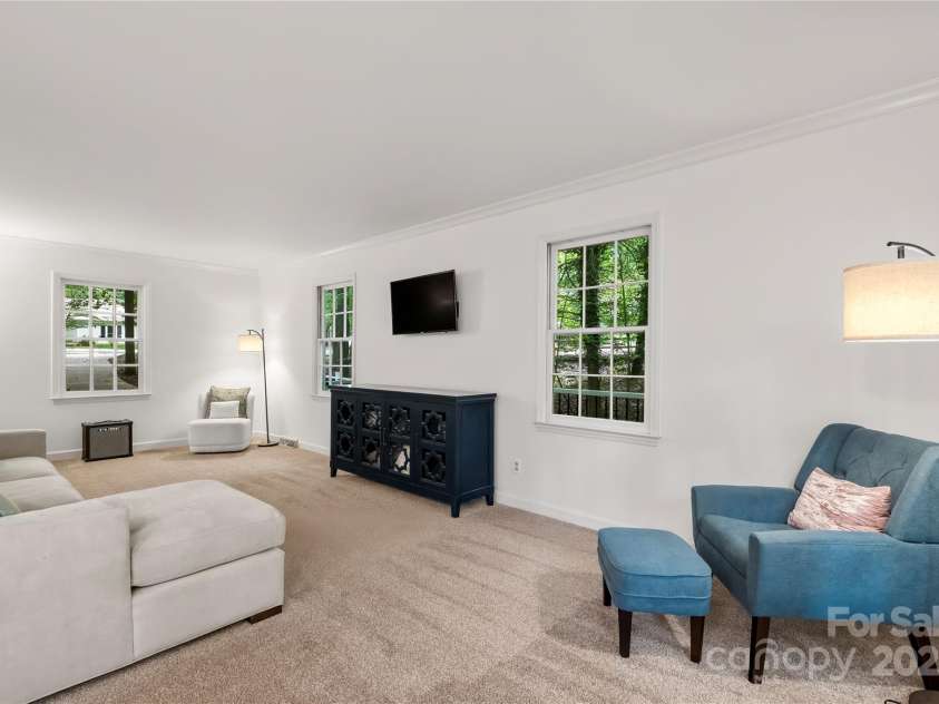 5016 Celeste Court, Charlotte, NC 28270.  MLS# CAR4261177, YatesRealty ID 15137. 