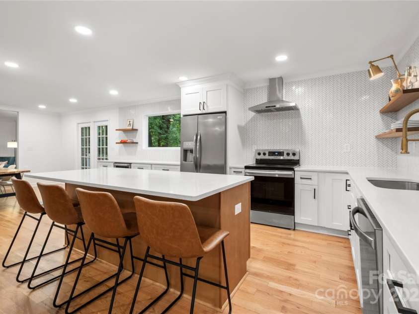 5016 Celeste Court, Charlotte, NC 28270.  MLS# CAR4261177, YatesRealty ID 15137. 