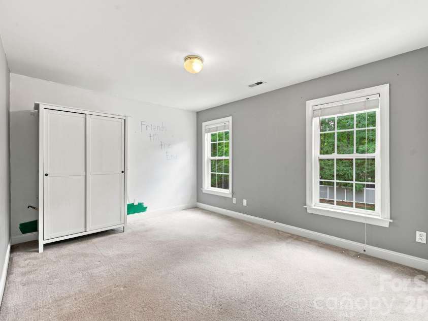 8821 Hambright Road, Huntersville, NC 28078.  MLS# CAR4356404, YatesRealty ID 15137. 