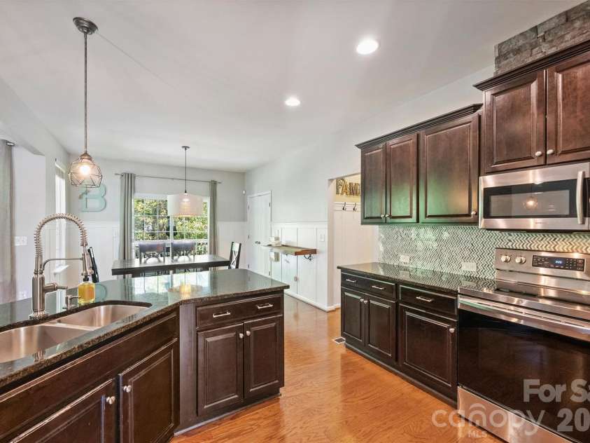 1135 Brookdale Lane, Stanley, NC 28164.  MLS# CAR4358032, YatesRealty ID 15138. 