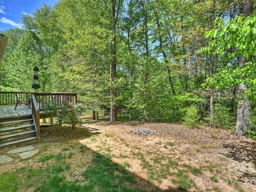 1135 Brookdale Lane, Stanley, NC 28164.  MLS# CAR4358032, YatesRealty ID 15138. 