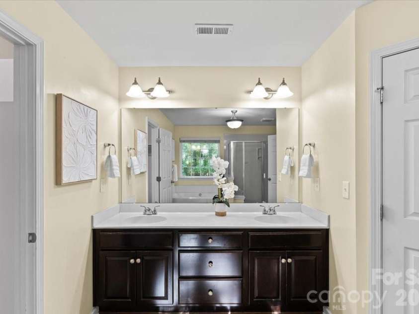 1135 Brookdale Lane, Stanley, NC 28164.  MLS# CAR4426909, YatesRealty ID 15138. 