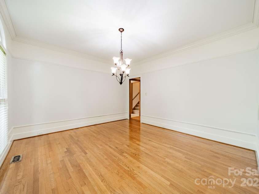 5232 Silchester Lane, Charlotte, NC 28215.  MLS# CAR4240756, YatesRealty ID 15138. Dining Room