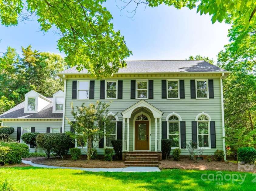 5232 Silchester Lane, Charlotte, NC 28215.  MLS# CAR4240756, YatesRealty ID 15138. Front