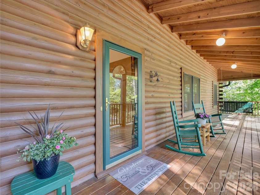 212 Glen Echo Circle, Saluda, NC 28773.  MLS# CAR4369603, YatesRealty ID 15139. 