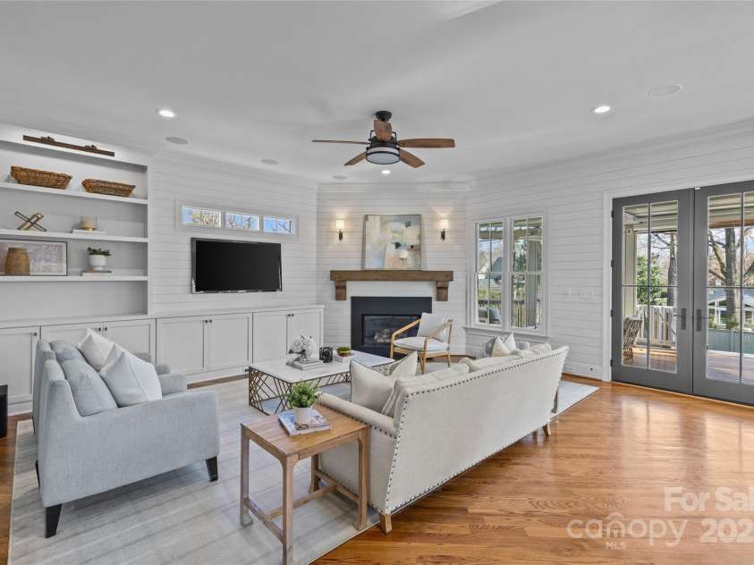 228 Heathwood Road, Charlotte, NC 28211.  MLS# CAR4209014, YatesRealty ID 1514. 