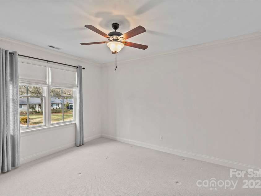 228 Heathwood Road, Charlotte, NC 28211.  MLS# CAR4209014, YatesRealty ID 1514. 