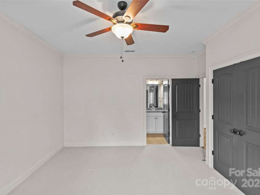 228 Heathwood Road, Charlotte, NC 28211.  MLS# CAR4209014, YatesRealty ID 1514. 
