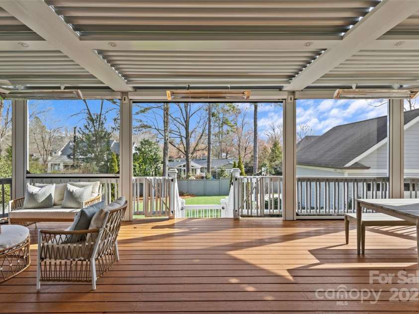 228 Heathwood Road, Charlotte, NC 28211.  MLS# CAR4209014, YatesRealty ID 1514. 