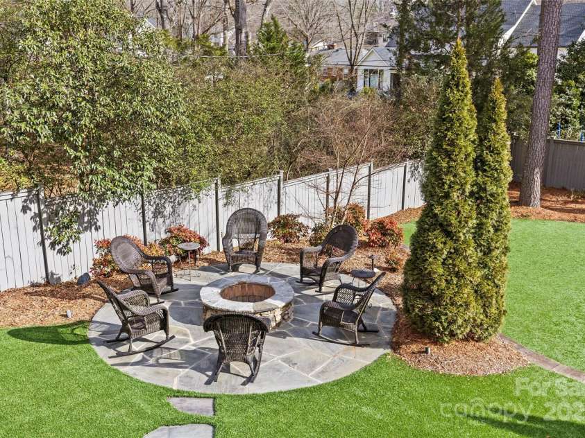 228 Heathwood Road, Charlotte, NC 28211.  MLS# CAR4209014, YatesRealty ID 1514. 