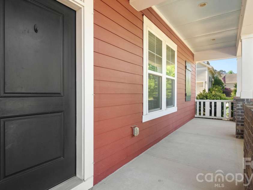 1226 Kings Bottom Drive, Fort Mill, SC 29715.  MLS# CAR4410254, YatesRealty ID 15140. 