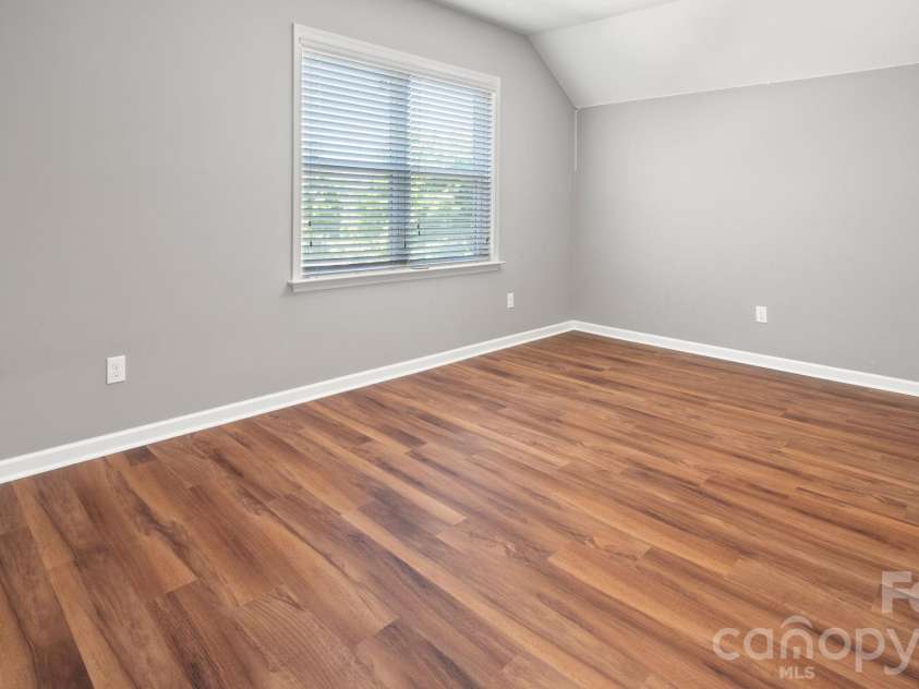 1226 Kings Bottom Drive, Fort Mill, SC 29715.  MLS# CAR4410254, YatesRealty ID 15140. 