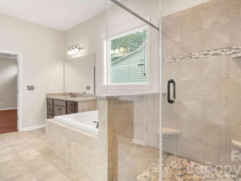 1226 Kings Bottom Drive, Fort Mill, SC 29715.  MLS# CAR4410254, YatesRealty ID 15140. 