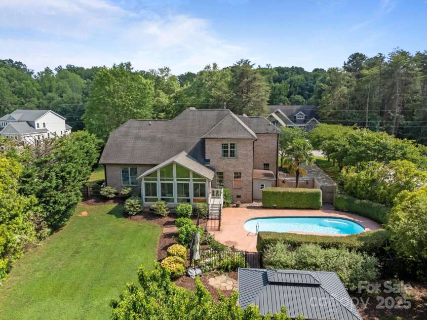 389 Ponderosa Circle, Mooresville, NC 28117.  MLS# CAR4260219, YatesRealty ID 15140. 