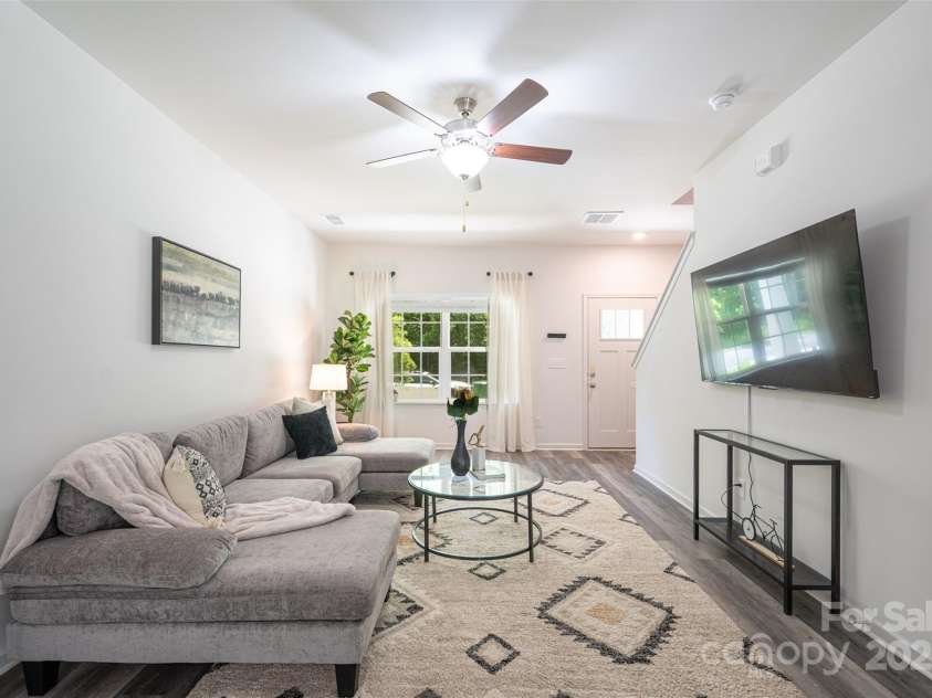 3403 Keith Drive, Charlotte, NC 28269.  MLS# CAR4262674, YatesRealty ID 15141. 