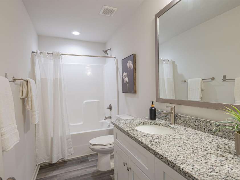3403 Keith Drive, Charlotte, NC 28269.  MLS# CAR4262674, YatesRealty ID 15141. 