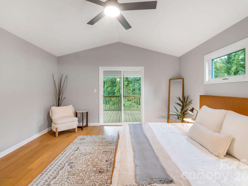 1182 Crabtree Road, Waynesville, NC 28785.  MLS# CAR4367694, YatesRealty ID 15142. 