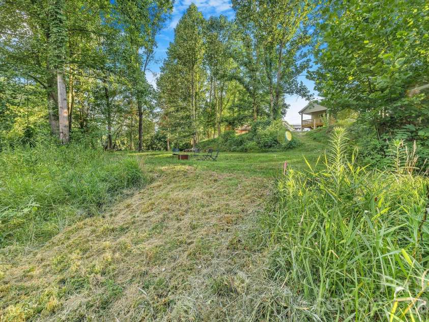 1182 Crabtree Road, Waynesville, NC 28785.  MLS# CAR4367694, YatesRealty ID 15142. 