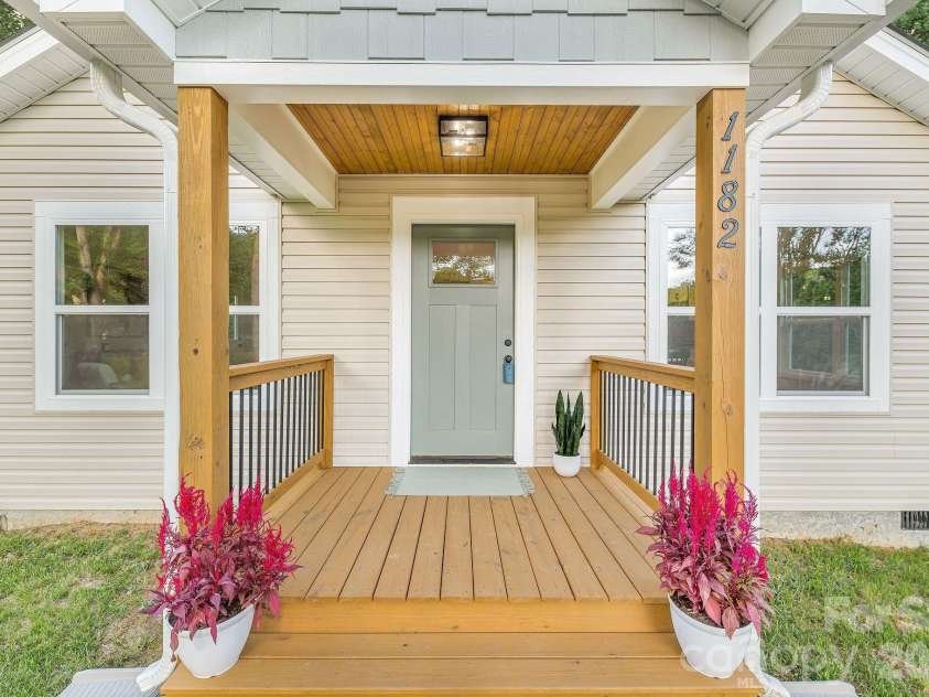 1182 Crabtree Road, Waynesville, NC 28785.  MLS# CAR4367694, YatesRealty ID 15142. Inviting entrance