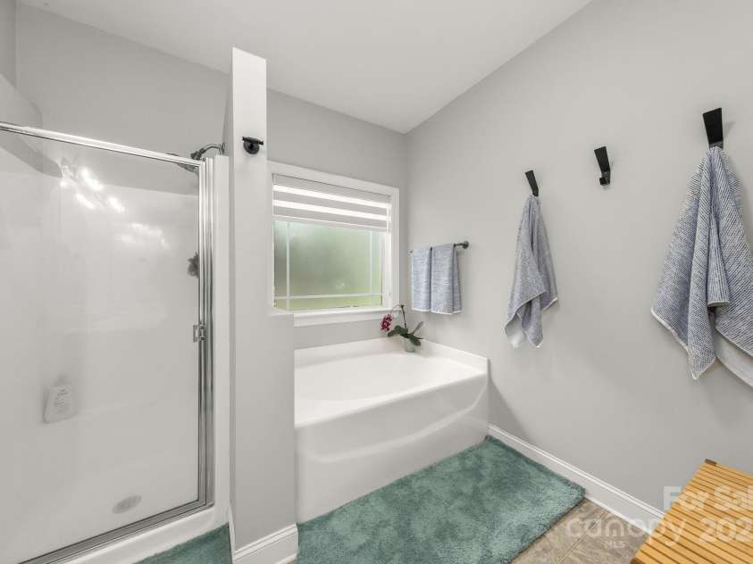 516 King Street, Waxhaw, NC 28173.  MLS# CAR4258068, YatesRealty ID 15142. 