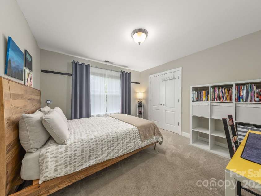 516 King Street, Waxhaw, NC 28173.  MLS# CAR4258068, YatesRealty ID 15142. 