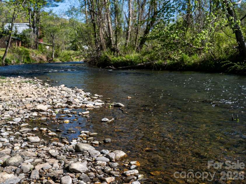 1196 Crabtree Road, Waynesville, NC 28785.  MLS# CAR4367690, YatesRealty ID 15143. 