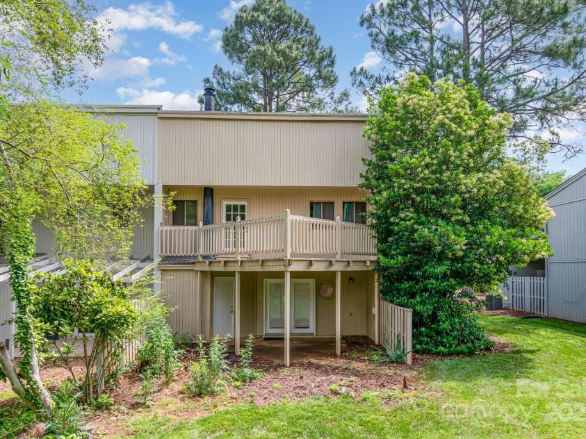 7928 Horse Chestnut Lane, Charlotte, NC 28277.  MLS# CAR4262931, YatesRealty ID 15144. 