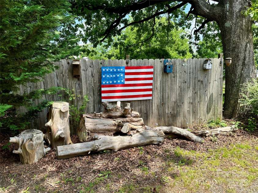 2977 Eddington Road, Granite Falls, NC 28630.  MLS# CAR4259420, YatesRealty ID 15145. 