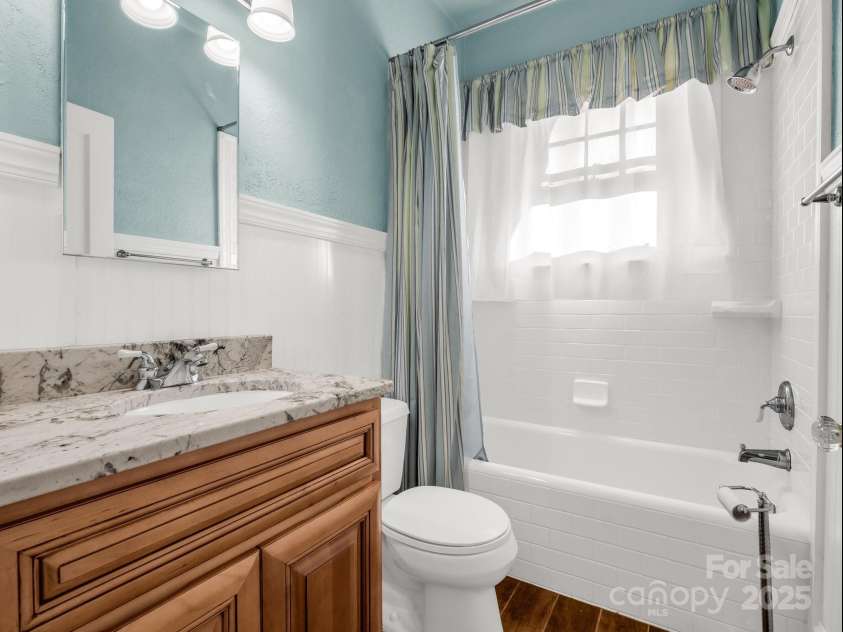 1534 Kensington Road, Hendersonville, NC 28791.  MLS# CAR4234202, YatesRealty ID 15146. 