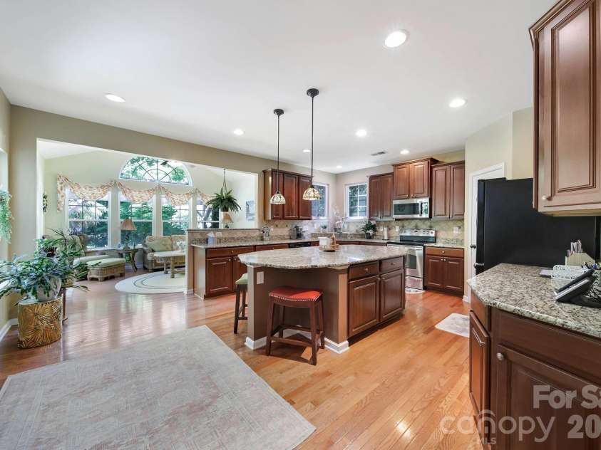 3012 Applewood Point Lane, Belmont, NC 28012.  MLS# CAR4371970, YatesRealty ID 15147. 