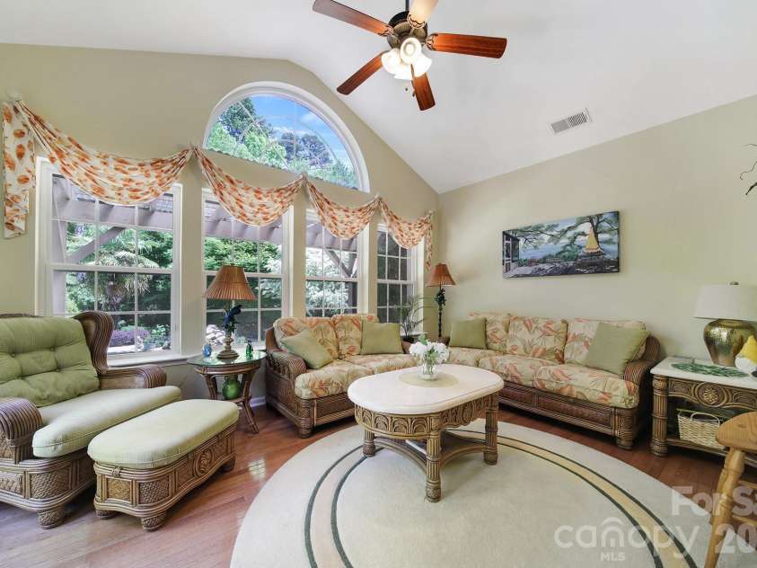 3012 Applewood Point Lane, Belmont, NC 28012.  MLS# CAR4371970, YatesRealty ID 15147. 