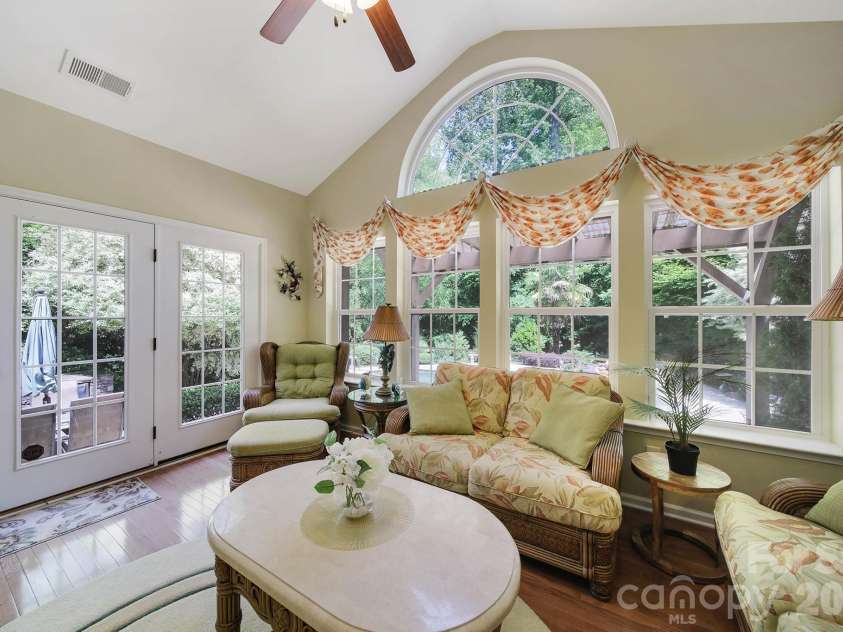 3012 Applewood Point Lane, Belmont, NC 28012.  MLS# CAR4371970, YatesRealty ID 15147. 
