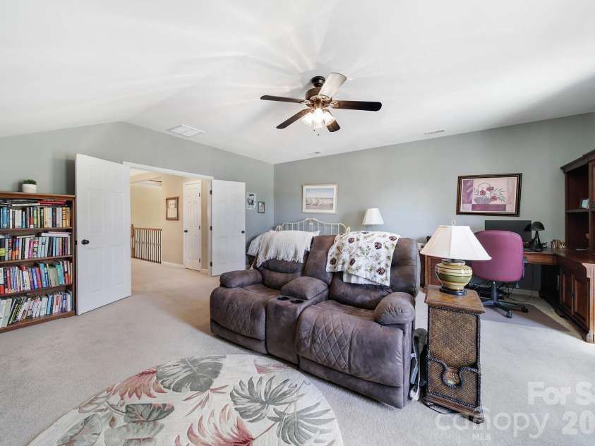 3012 Applewood Point Lane, Belmont, NC 28012.  MLS# CAR4371970, YatesRealty ID 15147. 