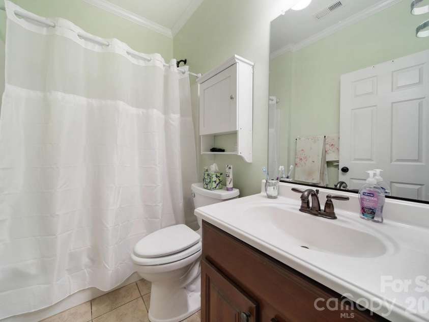 3012 Applewood Point Lane, Belmont, NC 28012.  MLS# CAR4371970, YatesRealty ID 15147. 