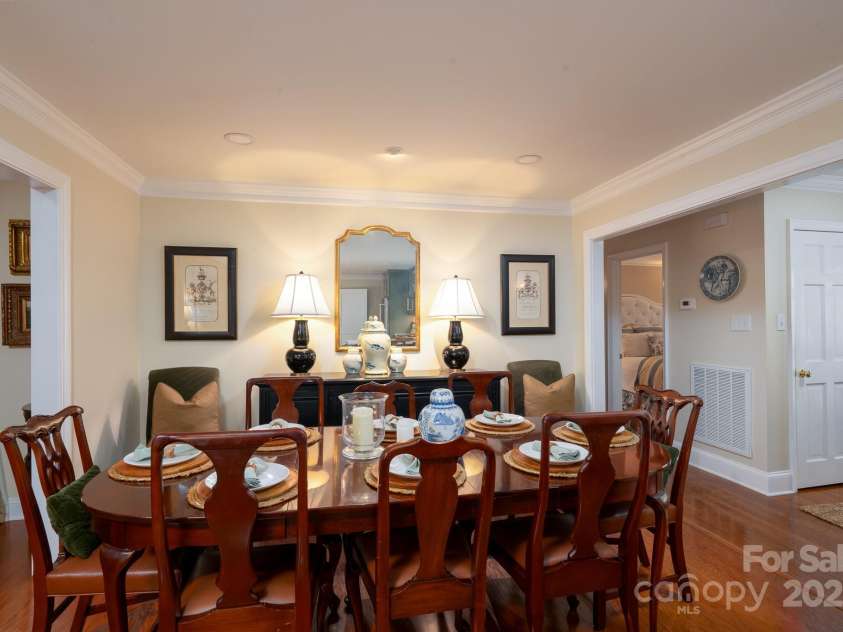 6307 Roanoke Drive, Kannapolis, NC 28081.  MLS# CAR4242668, YatesRealty ID 15148. Dining Area
