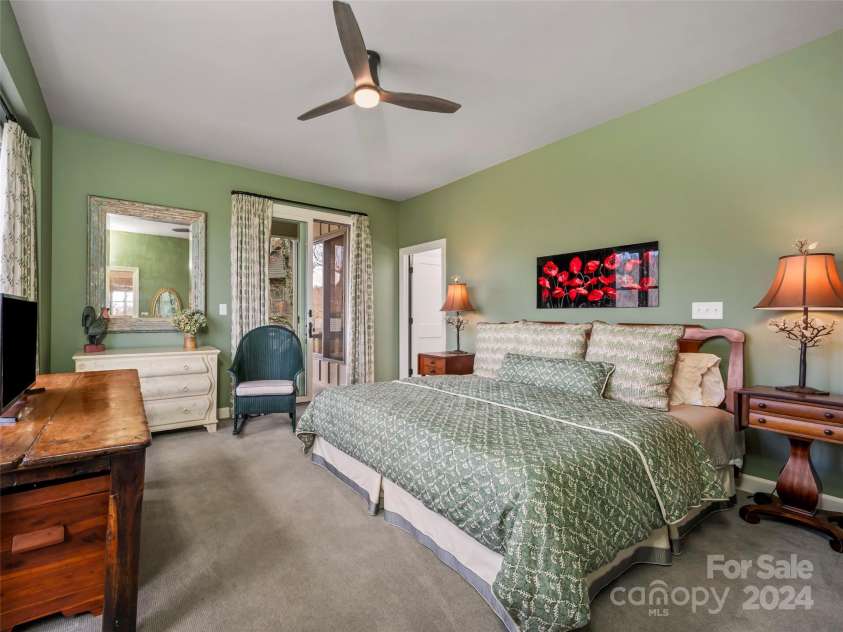 14 Wild Ivy Run, Hendersonville, NC 28739.  MLS# CAR4202089, YatesRealty ID 15149. 