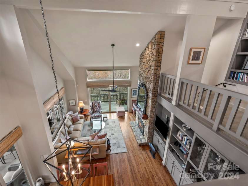 14 Wild Ivy Run, Hendersonville, NC 28739.  MLS# CAR4202089, YatesRealty ID 15149. 