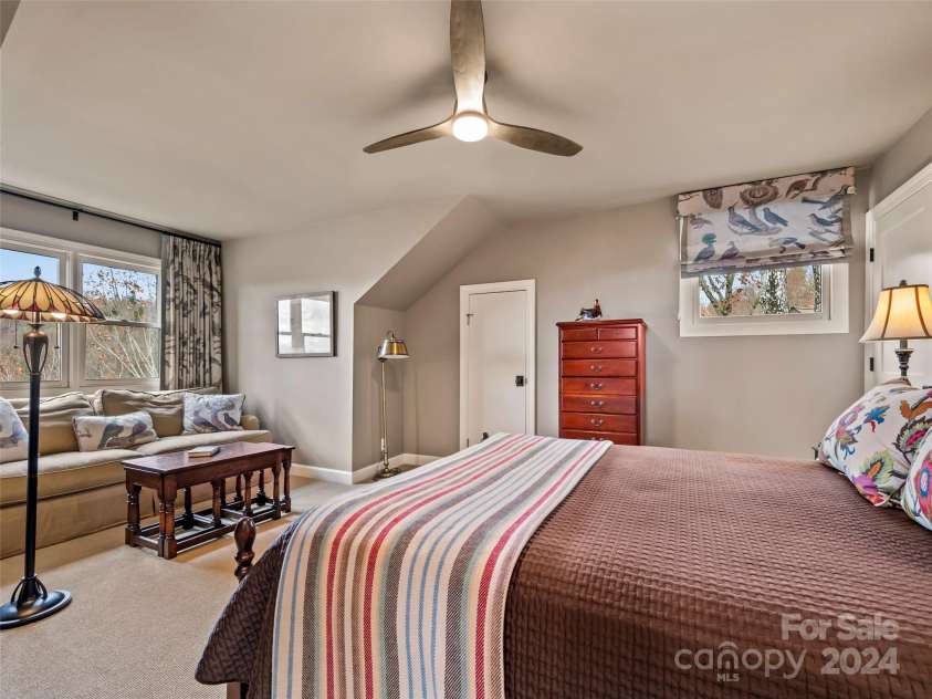 14 Wild Ivy Run, Hendersonville, NC 28739.  MLS# CAR4202089, YatesRealty ID 15149. 