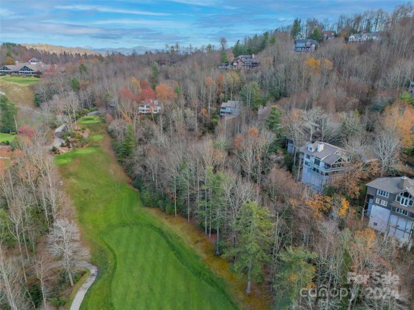 14 Wild Ivy Run, Hendersonville, NC 28739.  MLS# CAR4202089, YatesRealty ID 15149. 